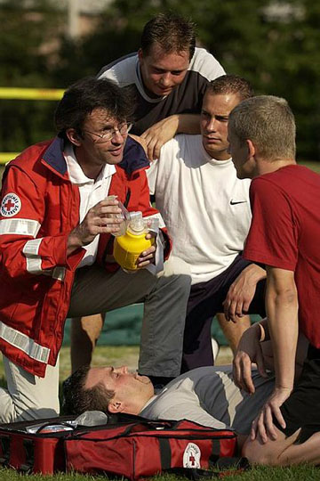 Familienhilfe Erste Hilfe für Sportgruppen, DRK, Erste Hilfe